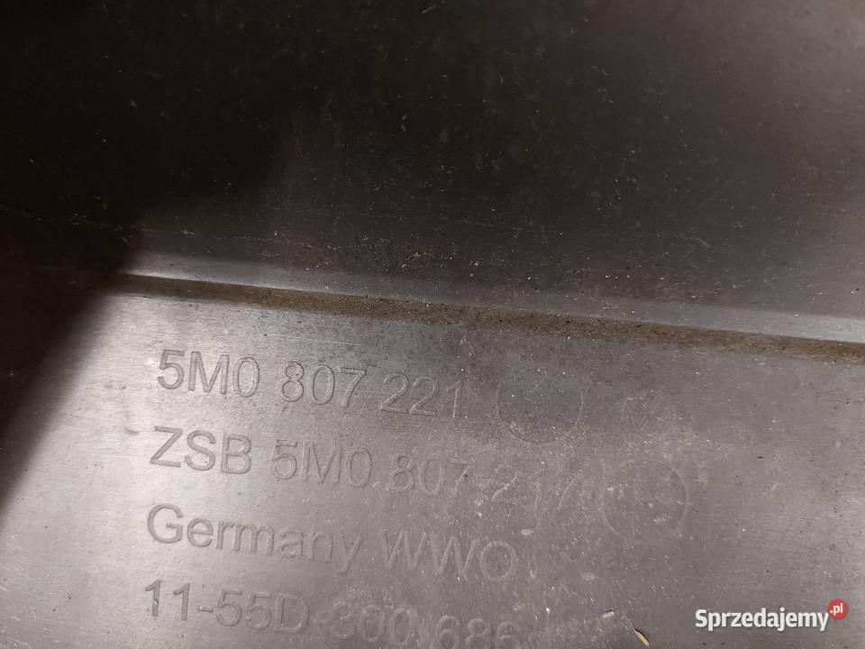 VOLKSWAGEN GOLF V PLUS zderzak przód 5MD807221