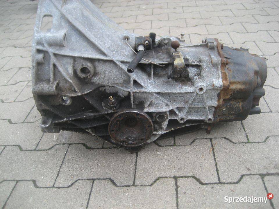 audi 100 c3 benzyna skrzynia biegów 4 biegowa Rakoniewice