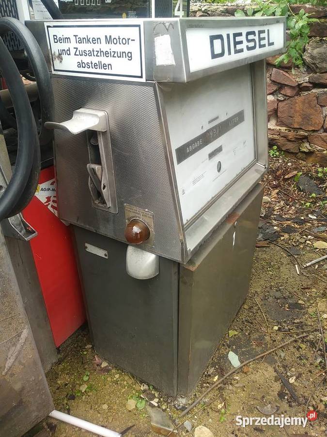 Dystrybutor paliwa kolekcjonerski 70 lata Łączna sprzedam