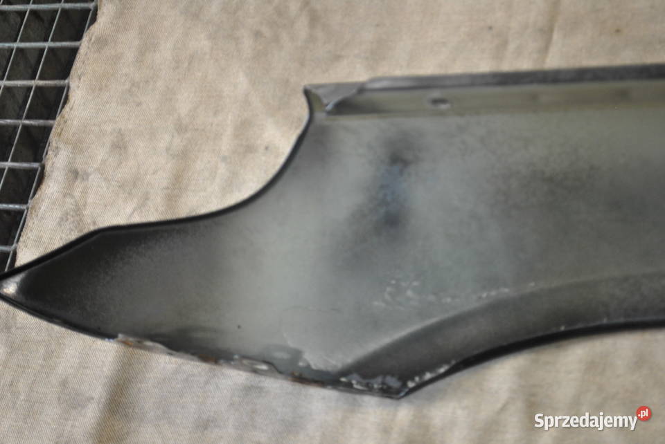 Błotnik przedni prawy BMW E60 E61 PRZEDLIFT