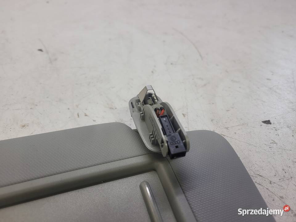OSŁONA PRZECIWSŁONECZNA AUDI A4 B9 A5 8W0857552G osobowe śląskie Przystajń