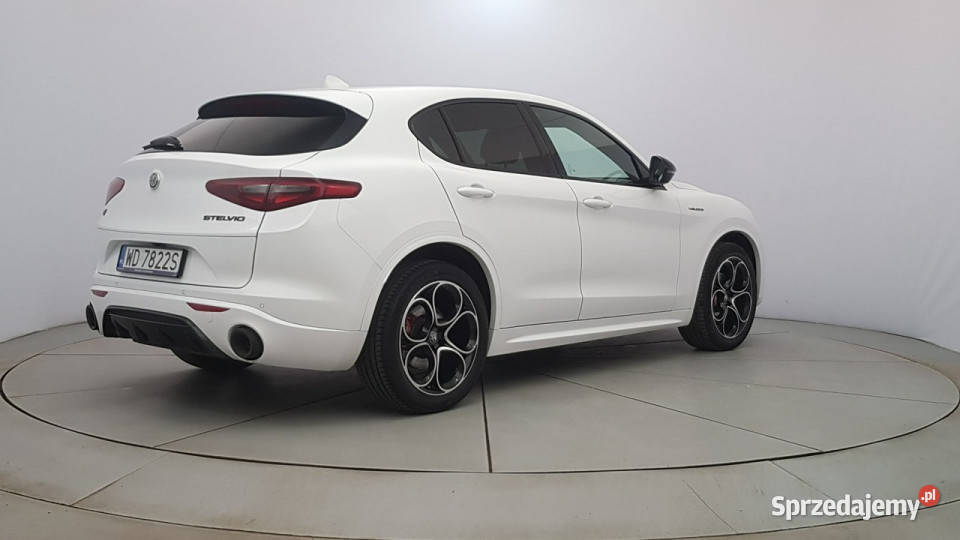 Alfa Romeo Stelvio 20 Turbo Veloce Q4 Z czujnik zmierzchu Warszawa sprzedam
