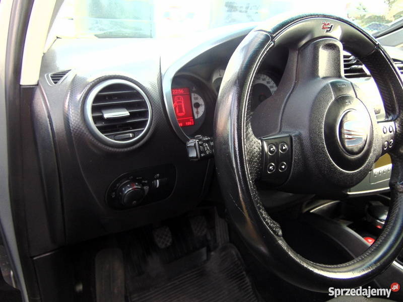 Seat Leon FR 20 TDI 170 pomorskie Karznica