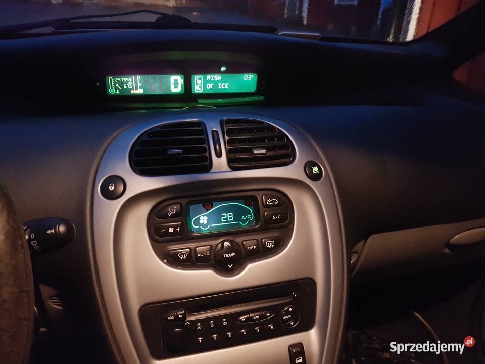 Citroen xsarapicasso 16 benzyna 2004r 4/5 Szczecin