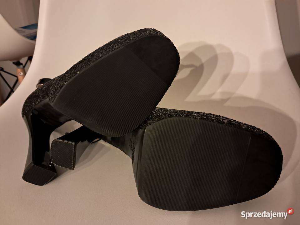 nowe czarne buty brokatowe rozmiar 38 wysokość inna Sandomierz sprzedam