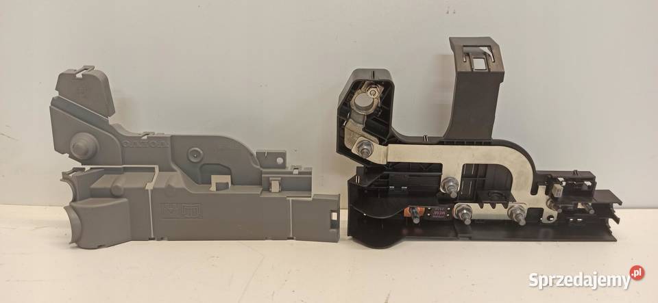 VOLVO V60 CC KLEMA PLUSOWA 32200086 sprzedam