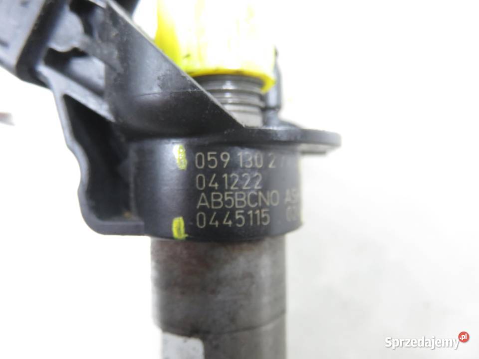 WTRYSKIWACZ VW PHAETON 30 TDI 059130277S