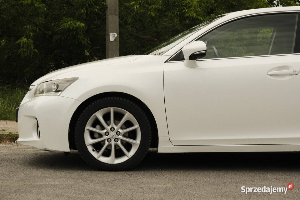 Lexus CT 200h Classic hybryda CT