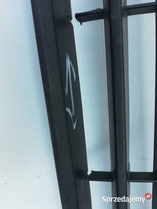 ATRAPA GRILL KRATKA ZDERZAKA PRZEDNIA VW CADDY Karoseria wielkopolskie