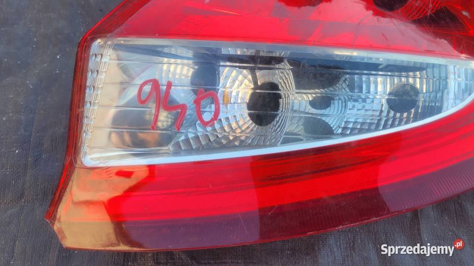 FORD FIESTA MK7 LAMPA PRAWA TYLNA TYŁ 8A6113404A osobowe Ruda Śląska