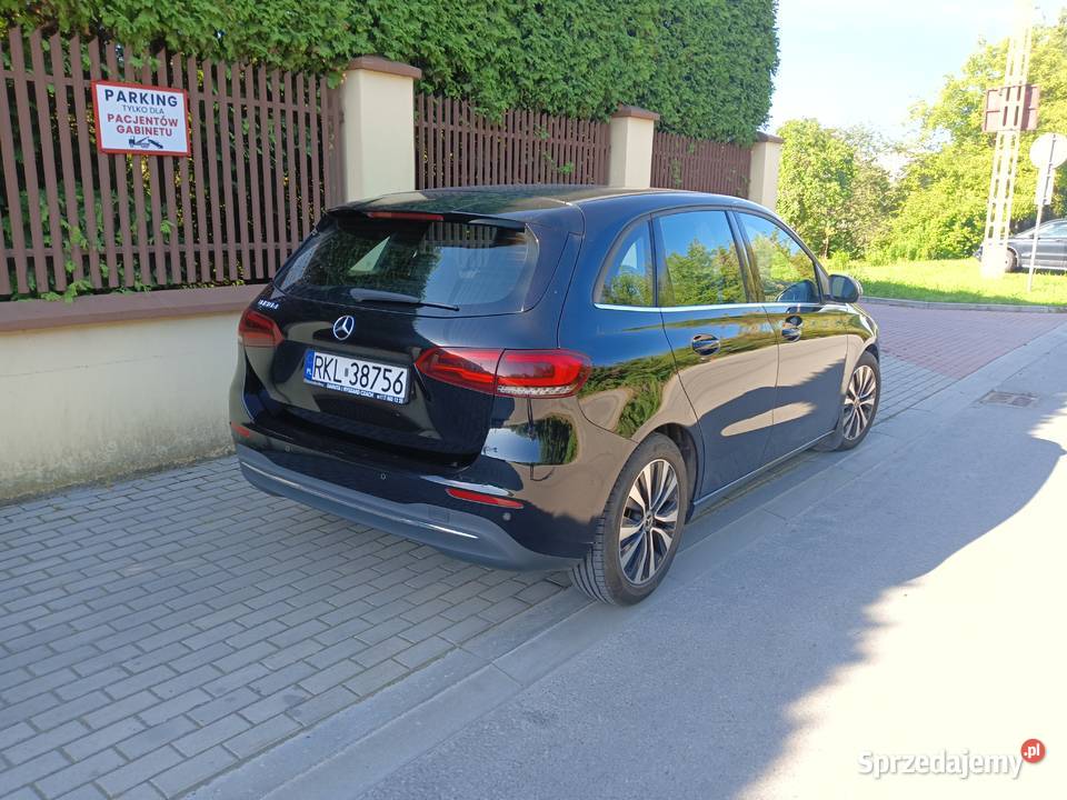 Mercedes B 180 CDI W247 z salonu oryginał Full