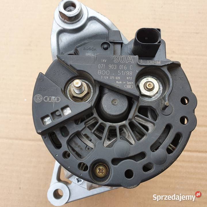 VW AUDI ALTERNATOR 071903016C Układ elektryczny Trzciel