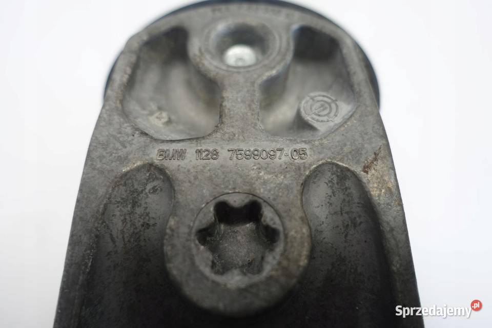 BMW F10 535 i NAPINACZ PASKA KLINOWEGO 7599097 osobowe Rudka