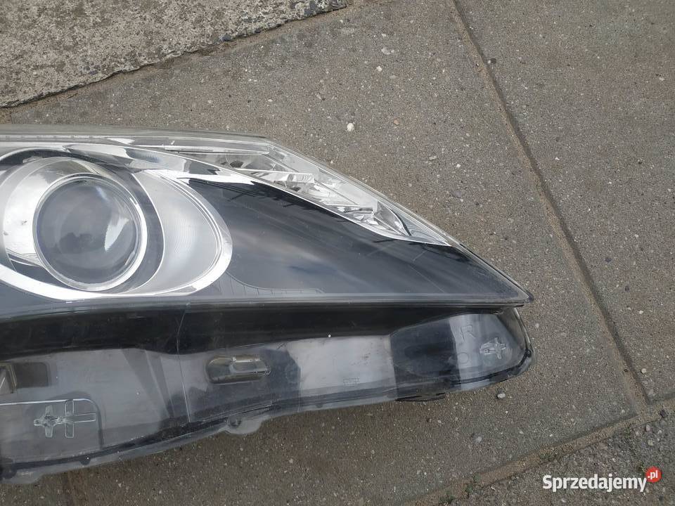 Toyota avensis t27 2012 2015 zwykła prawa lampa Wrocław