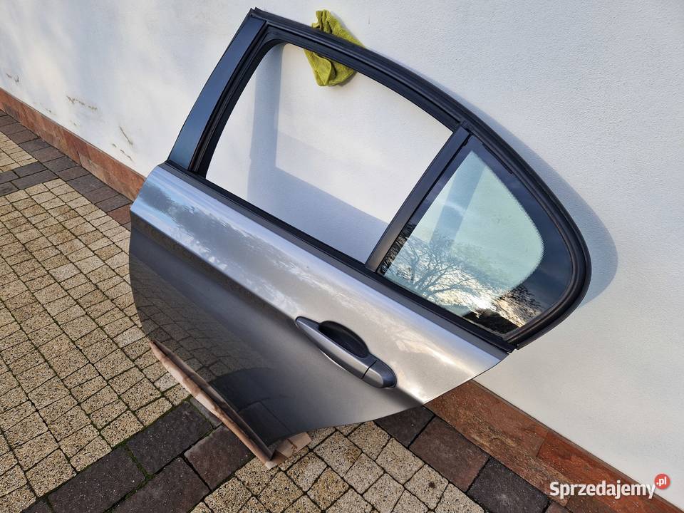 Drzwi lewy tył Bmw e90 osobowe małopolskie