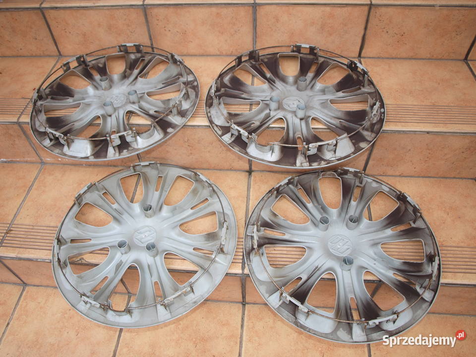 Suzuki kołpaki 16 oryginalne komplet 4 sztuki Kalisz sprzedam