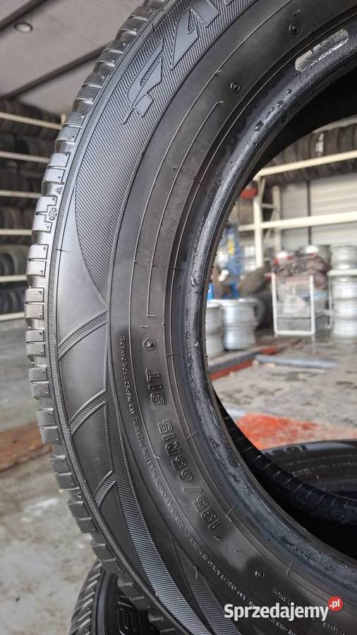 4 Opony zimowe falken eurowinter hs01 19565r15 65 Pabianice