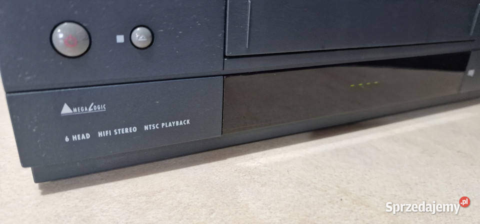 Magnetowid Grundig Vivance 43 GV3243 GV 3243 Międzychód sprzedam