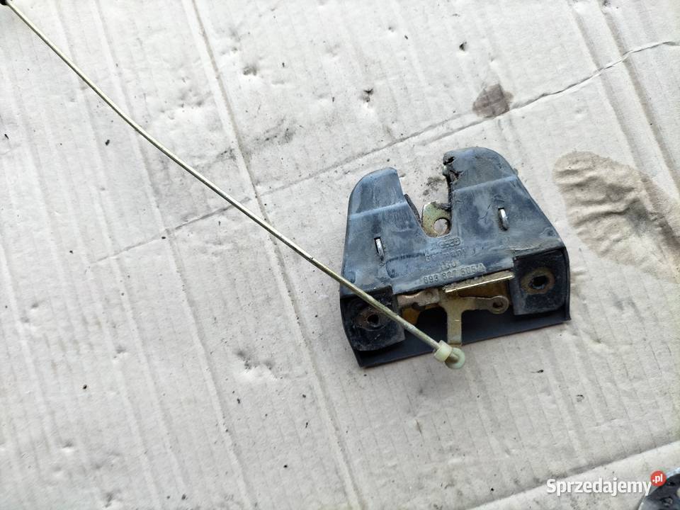AUDI 80 B3 80B3 ZAMEK TYLNEJ KLAPY BAGAŻNIKA osobowe Kamień-Kolonia