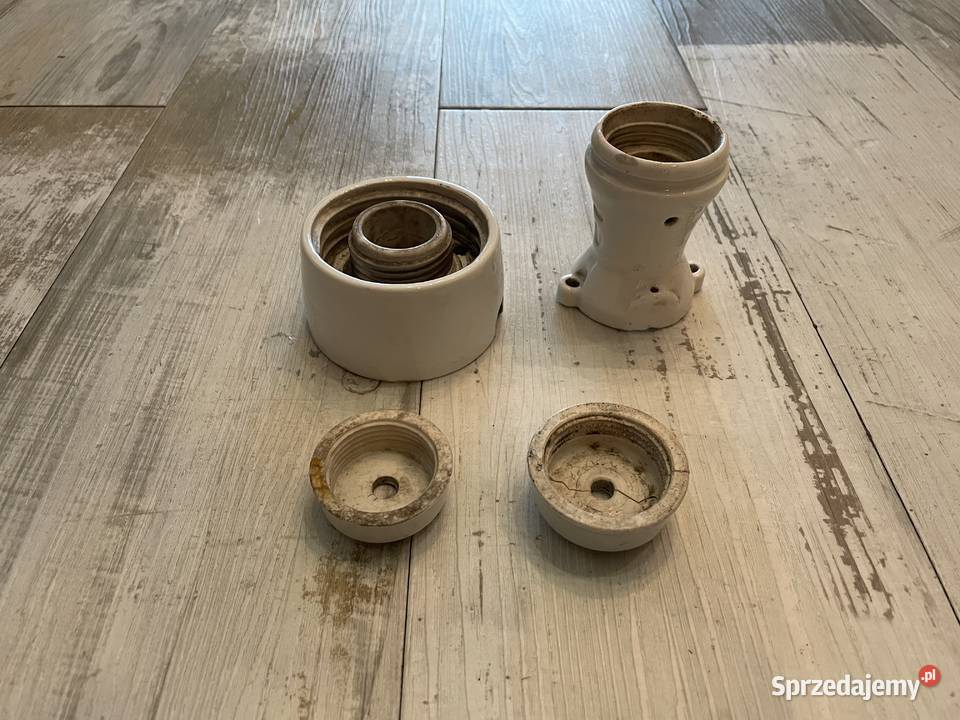 Porcelanowe elementy lampy śląskie