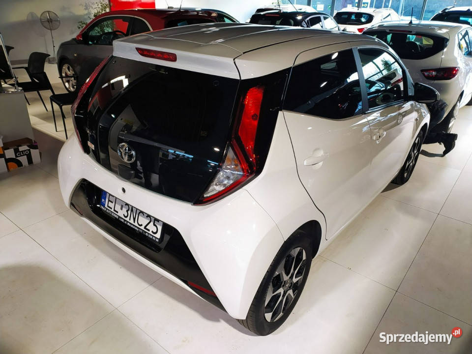 Toyota Aygo 10 72 TREND Niski przebieg Zadbany łódzkie Łódź
