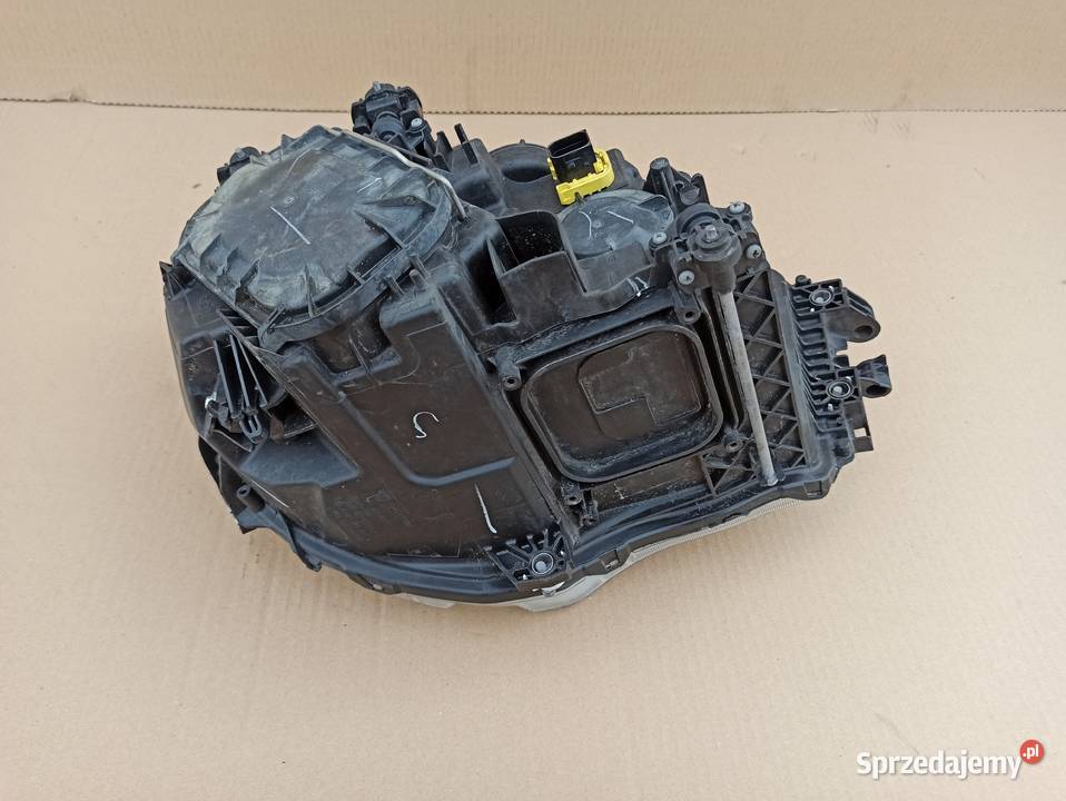 MERCEDES AROCS ANTOS REFLEKTOR LEWY LAMPA LEWA Bieleń