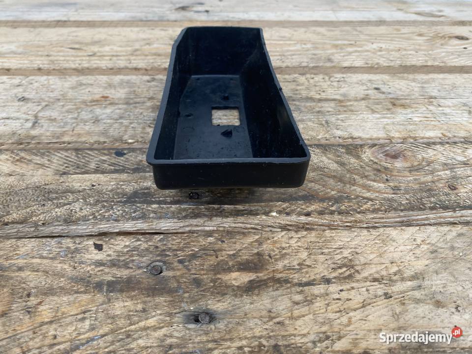 SCHOWEK PLASTIKOWY WSK 125 175