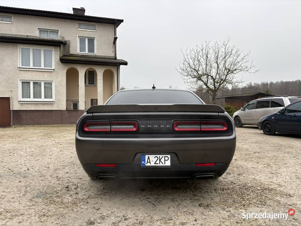 Dodge Challenger SXT PLUS 57 HEMI garażowany Szydłowiec sprzedam