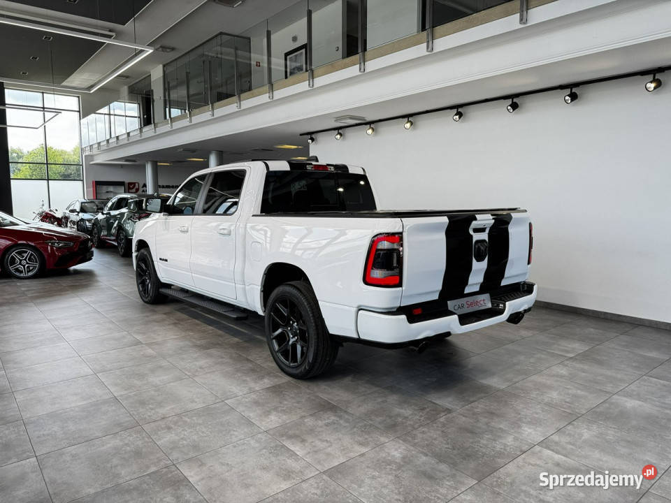 RAM 1500 Sport 57 V8 Hemi 401 automat 4x4 2023 r benzyna Myślenice