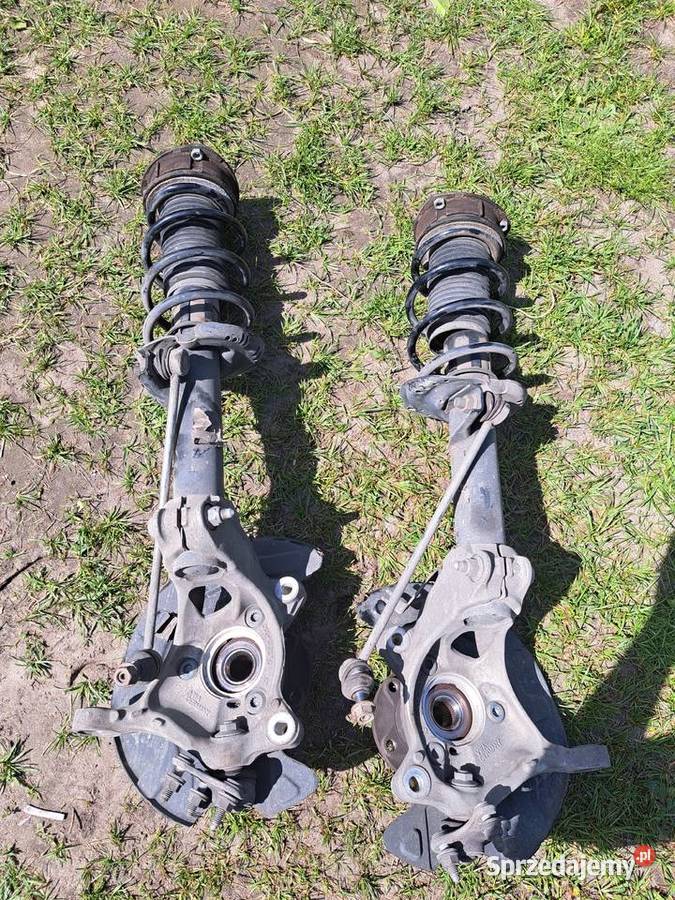 VW PASSAT B8 MCPHERSON ZWROTNICA PRAWA I LEWA osobowe Sobolew