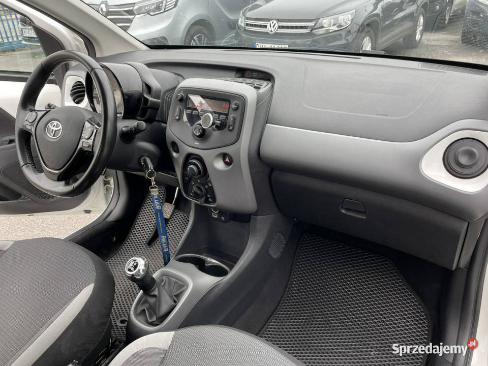 Toyota Aygo Toyota Aygo 10 VVTi JBL Edition dolnośląskie