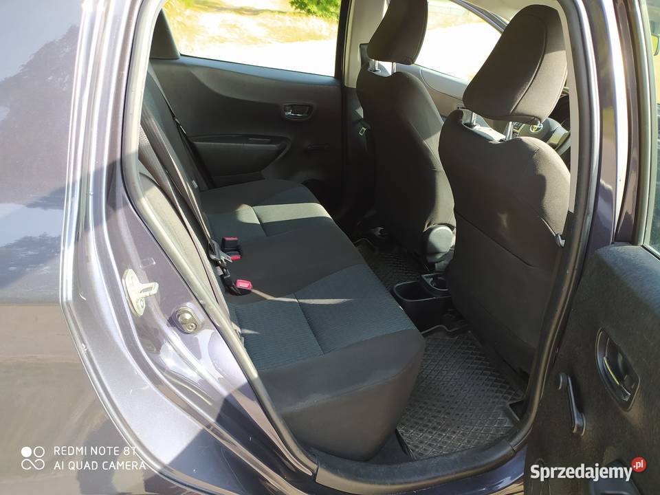Toyota Yaris 2012 benzyna 10l bluetooth benzyna Lubliniec sprzedam
