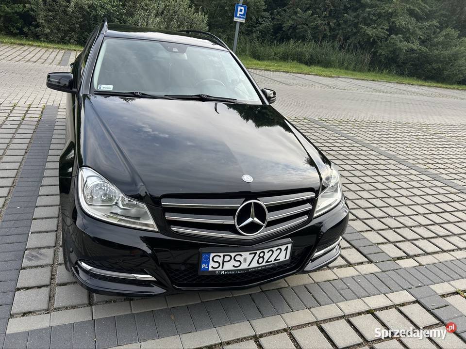 Mercedes w 204 kombi 21 Cdi śląskie Praszczyki