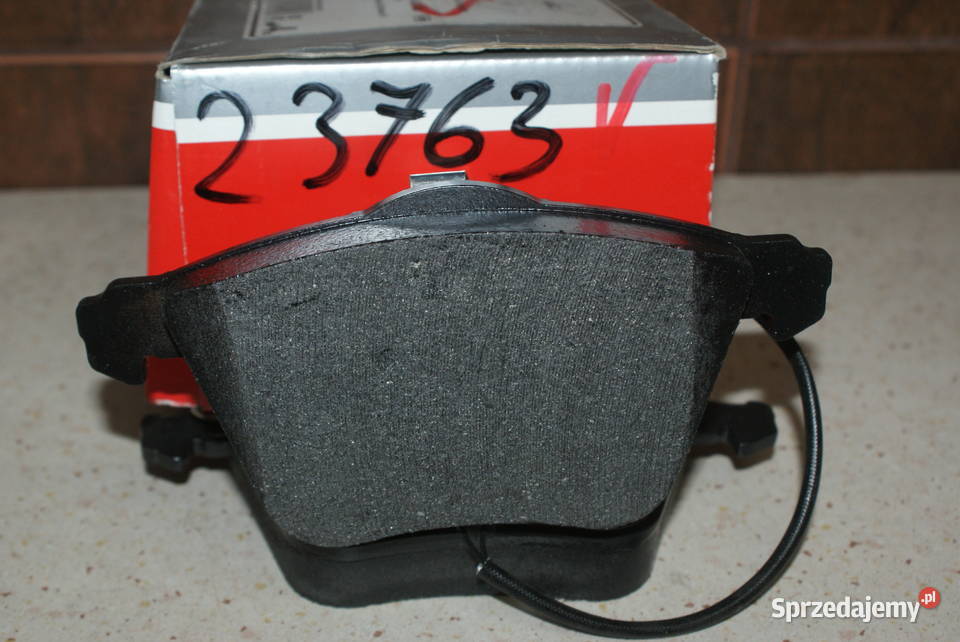 GDB1528 TRW KLOCKI HAMULC AUDI A6 01 Z CZUJ osobowe Białobrzegi