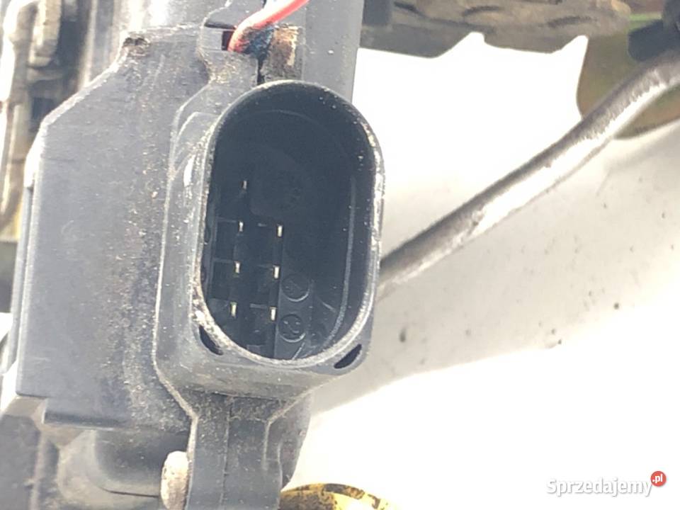 ZAMEK DRZWI PRAWY TYŁ AUDI A6 C5 Kombi 9705 sprzedam