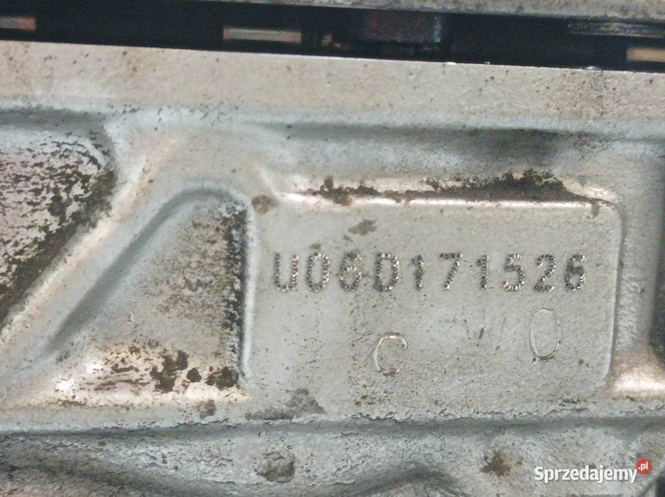 GŁOWICA KOMPLETNA 221112A100 15 16 CRDI Hyundai osobowe Głowice cylindrów