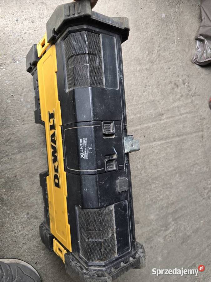 Radio dewalt Krzewina