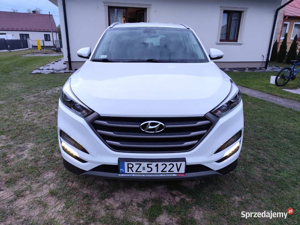 Hyundai Tucson 16 benzyna 37000 Salon Polska Tucson Rzeszów sprzedam