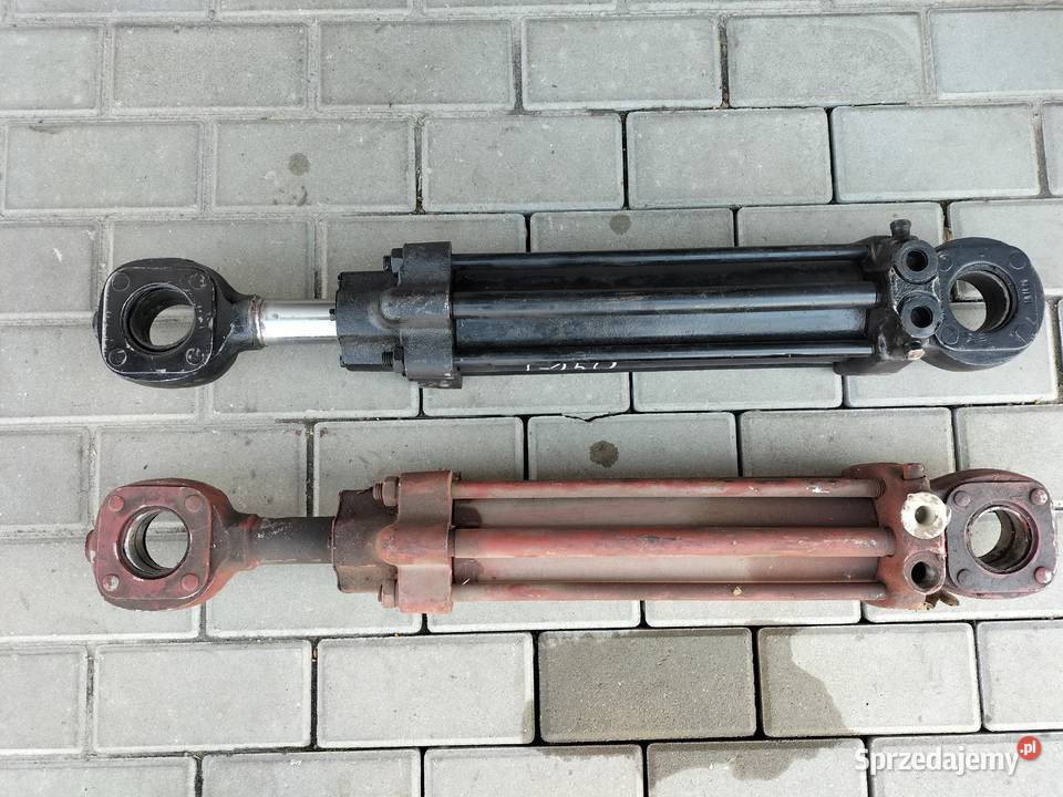 Siłownik hydrauliczny T150 K700 skrętu nieuszkodzony Pozostałe Parczew