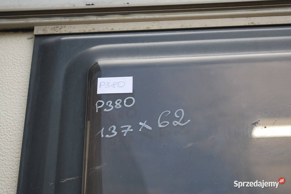 ZESTAW SZYB Z PRZYCZEPY KEMPINGOWEJ DETHLEFFS Grzebowilk