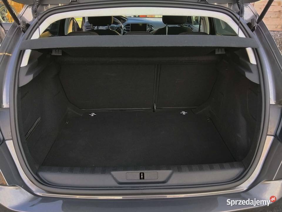 Peugeot 308 2020r przebieg 24 308 Ćmielów sprzedam