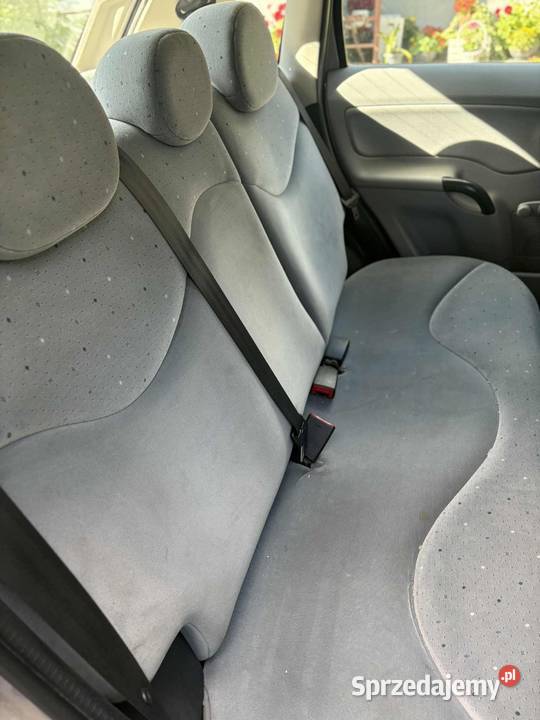 Citroen c3 2003 Benzyna 11 Kobiele Małe sprzedam