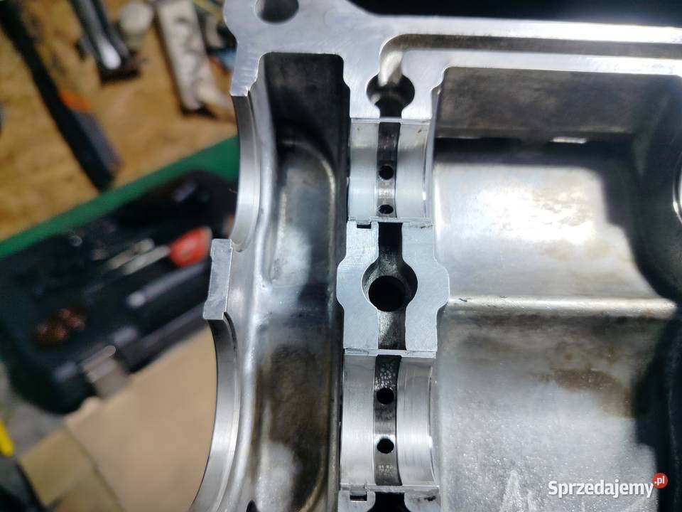 Pompa olejowa Mazda 22 osobowe sprzedam