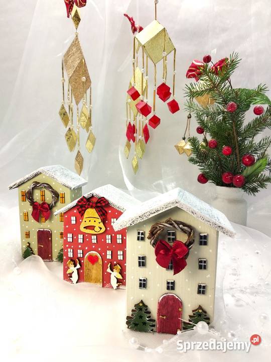 Śnieżne domki świąteczna dekoracja wielokolorowy Wrocław