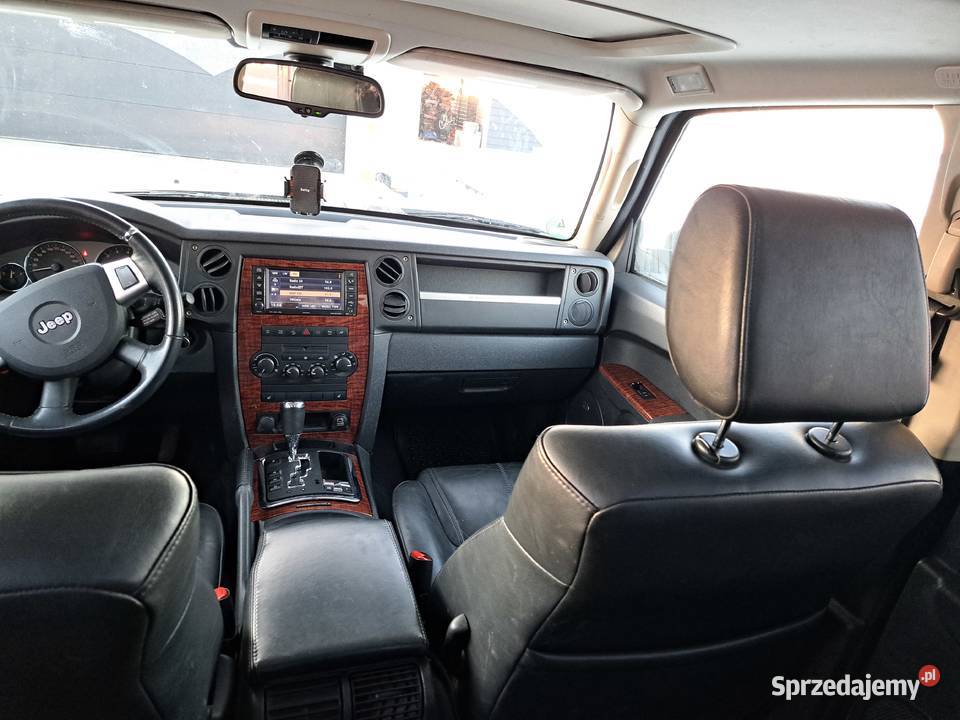 Jeep Commander 5700cm3 Krasnosielc