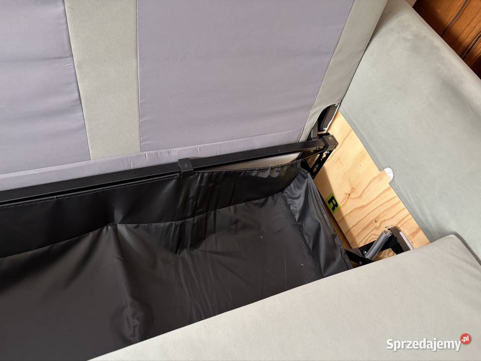 kanapa oliwkowa IKEA VRETSTORP