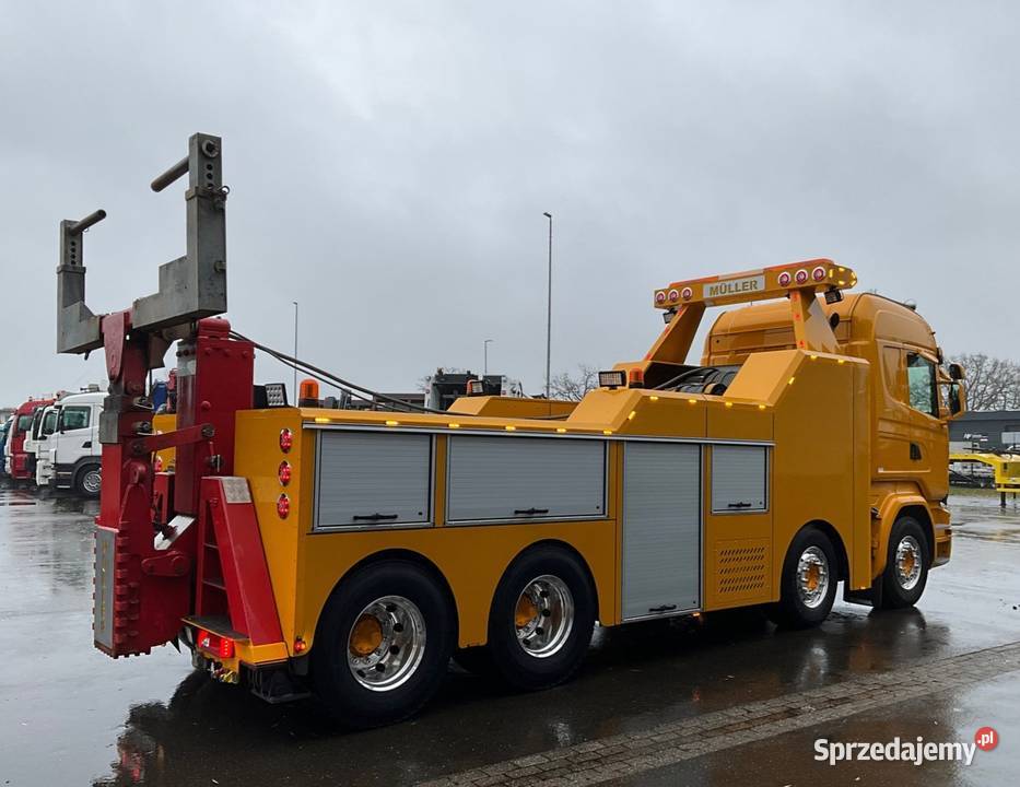 Holownik Scania R 730 do ciezarowych autobusów Autolawety
