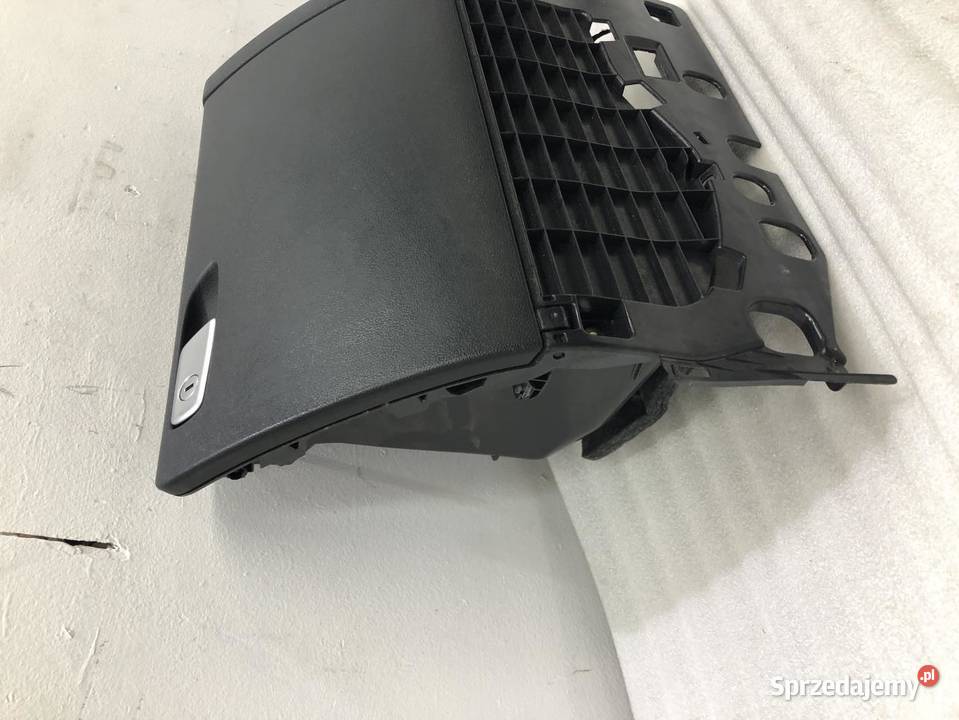 SCHOWEK PASAŻERA AUDI A5 8T 8K1857035 Pozostałe