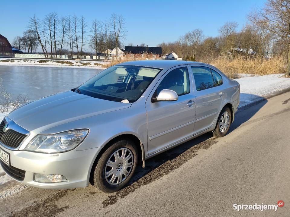 Skoda Octavia 14 TSI 1 właściciel 14 lat srebrny Podłęcze