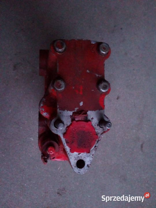 Rozdzielacz hydrauliki T 25 władimirec Trębowiec Duży